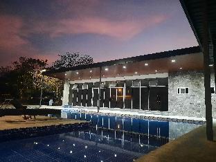 Olle Hotel Mabalacat Exterior photo